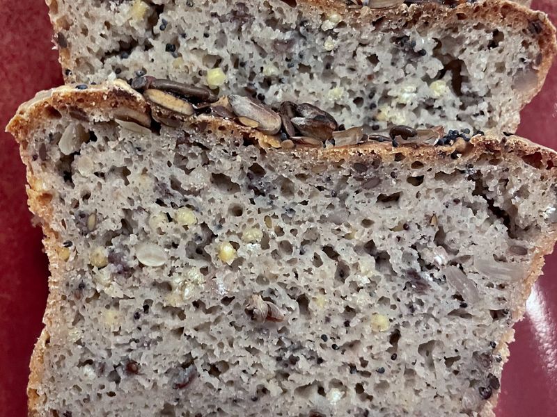 Pain aux céréales 01